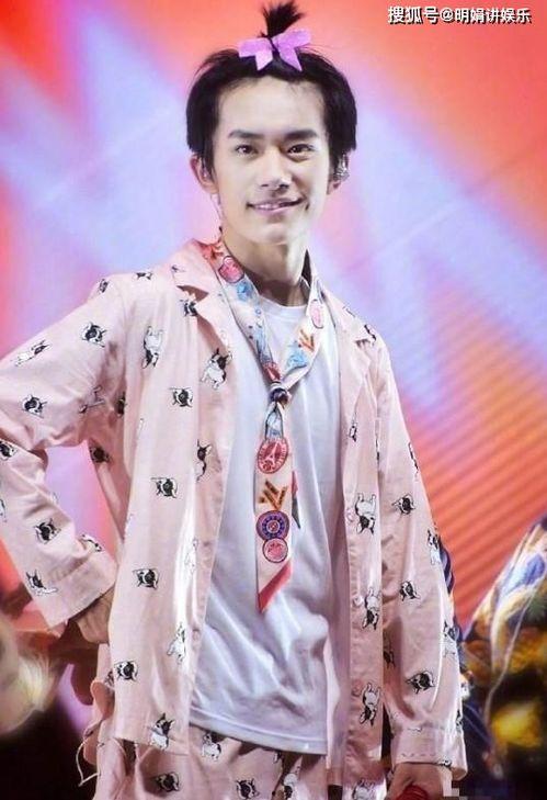 睡衣推荐明星网红男,睡衣时尚指南