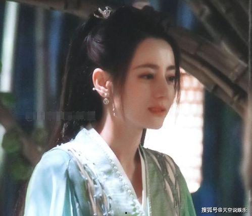 杨紫热巴吃瓜爆料,娱乐圈幕后真相大揭秘