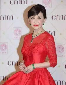 明星网红戴手镯翡翠,尽显东方韵味