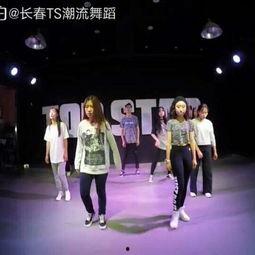 呆瓜小匪热门舞蹈,解锁潮流舞蹈新风尚