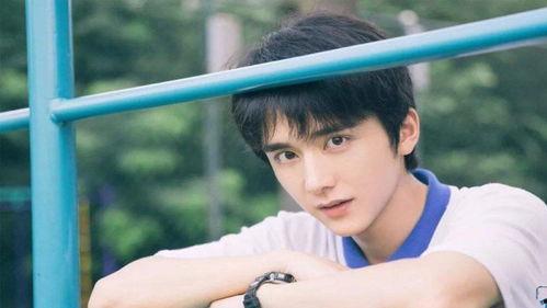 富哥明星网红盟主,揭秘网红经济新势力