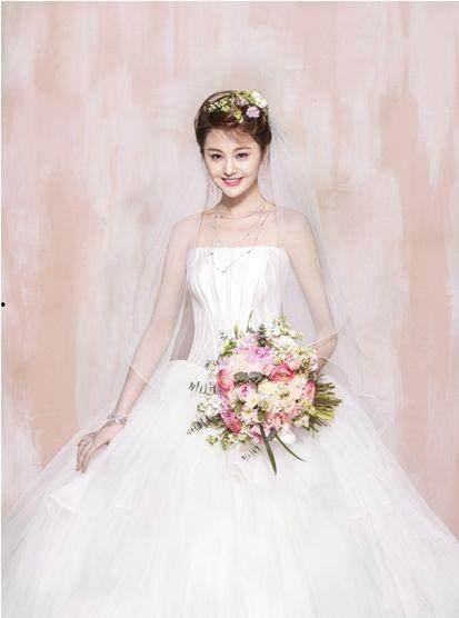 明星网红结婚穿着搭配,时尚与浪漫的完美融合