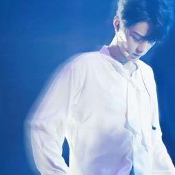 明星网红男人图片高清,揭秘高清明星网红男人的魅力风采