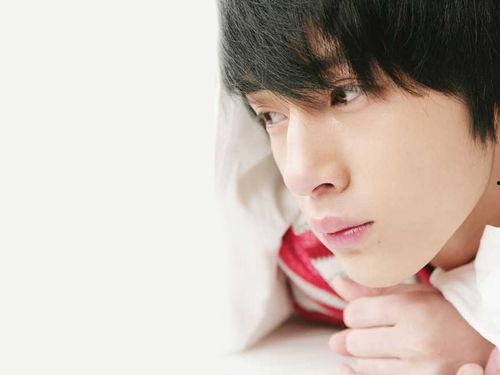 明星网红男人图片高清,揭秘高清明星网红男人的魅力风采